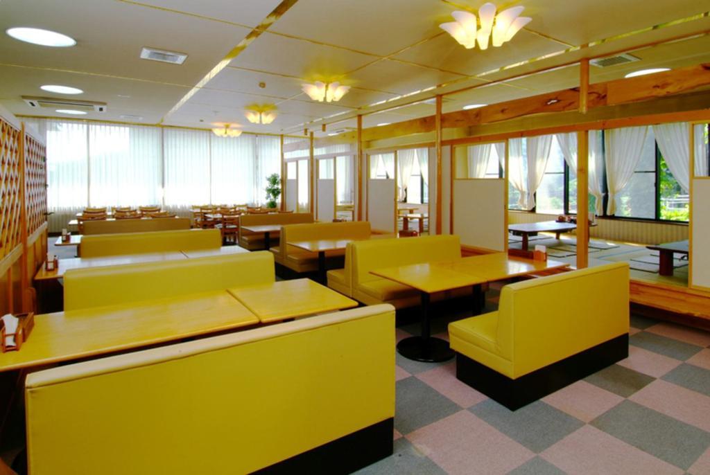 Ishiuchi Yungparunas Hotell Minamiuonuma Eksteriør bilde